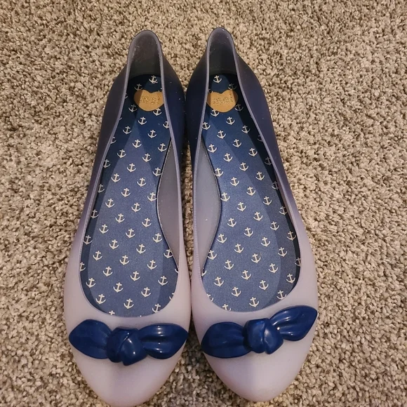 mel Dreamed by melissa Women's Pop V Ballet Flat,Blue,6 M US - Picture 3 of 10